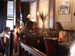 Vente de 100 des parts sociales d une société active dans le secteur de la brasserie-restauration dans l hyper centre de Liège Province de Liège n°3