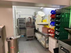 Vente d un fond de commerce spécialisé dans la boucherie, charcuterie, traiteur situation idéale en plein centre d Embourg. Province de Liège n°12