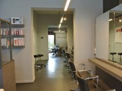 A vendre salon de coiffure installé dans une commune à haut pouvoir d'achat Bruxelles capitale n°2