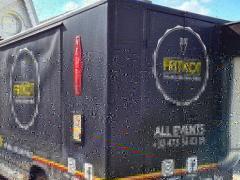Foodtruck Mercedes Sprinter entièrement équipé en friterie ainsi que toute l activité commerciale qui s en rapporte.dans le Brabant Flamand avec une l Brabant flamand n°4