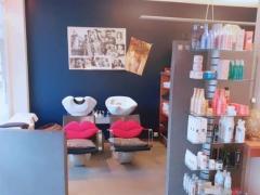 À vendre: Salon de coiffure au centre-ville d'Embourg Province de Liège n°2