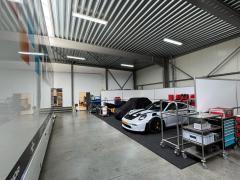 Une société spécialisée dans la technique et la mécanique de véhicules sportifs et de prestige. Province de Liège