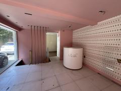 Ensemble immobilier avec rez commercial et appartement 2 chambres Hainaut n°3