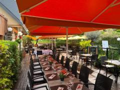 Restaurant de renom avec habitation, vaste terrasse et chiffre d'affaires proche du million d'euros France n°3